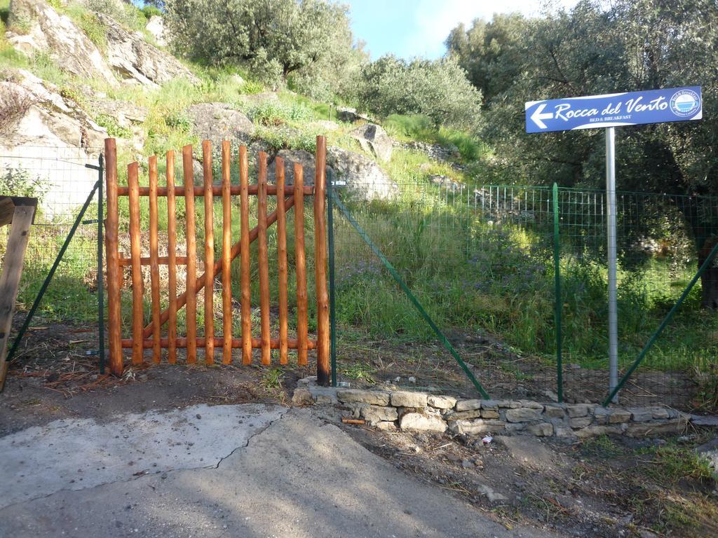 Bed and Breakfast Rocca Del Vento San Pantaleone Exterior foto