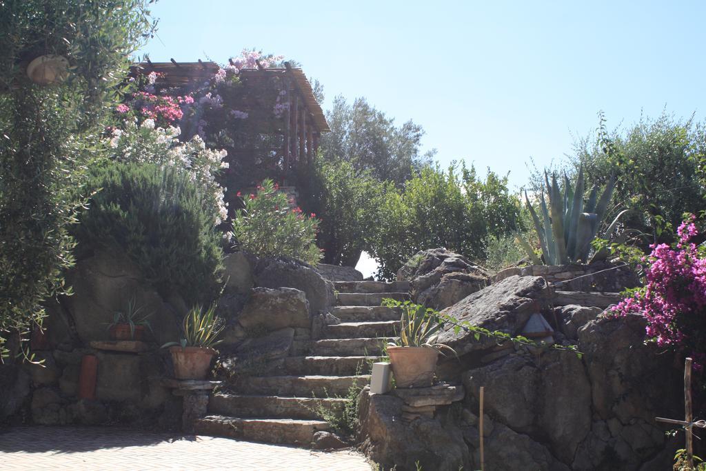 Bed and Breakfast Rocca Del Vento San Pantaleone Exterior foto