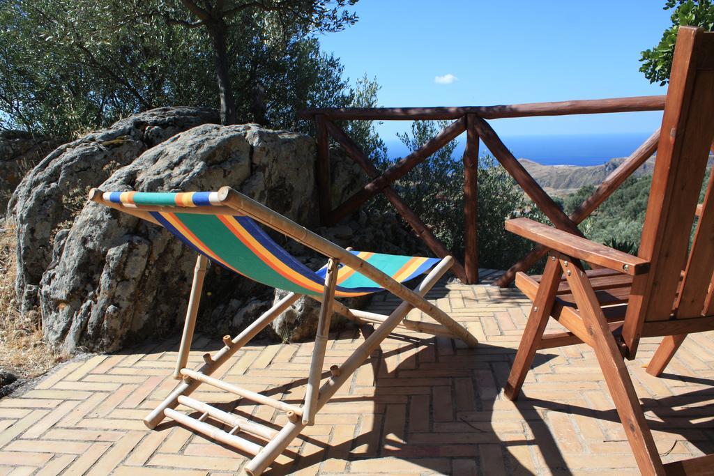 Bed and Breakfast Rocca Del Vento San Pantaleone Exterior foto