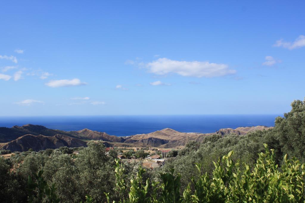 Bed and Breakfast Rocca Del Vento San Pantaleone Exterior foto